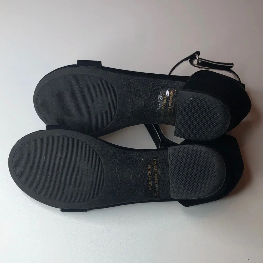 Little Girls Dream Pairs Black Suede Dress Up Sandals Ankle Strap EUC size 2